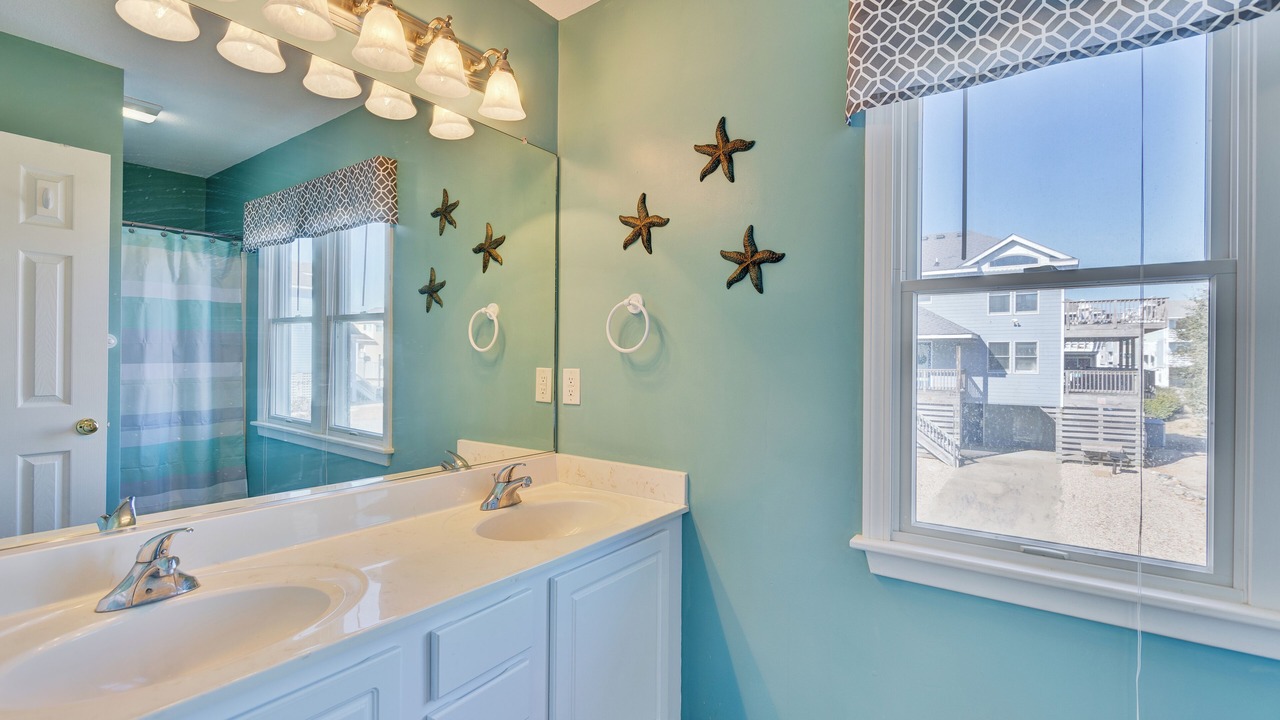 Photo of Bathroom in Ocean Sands