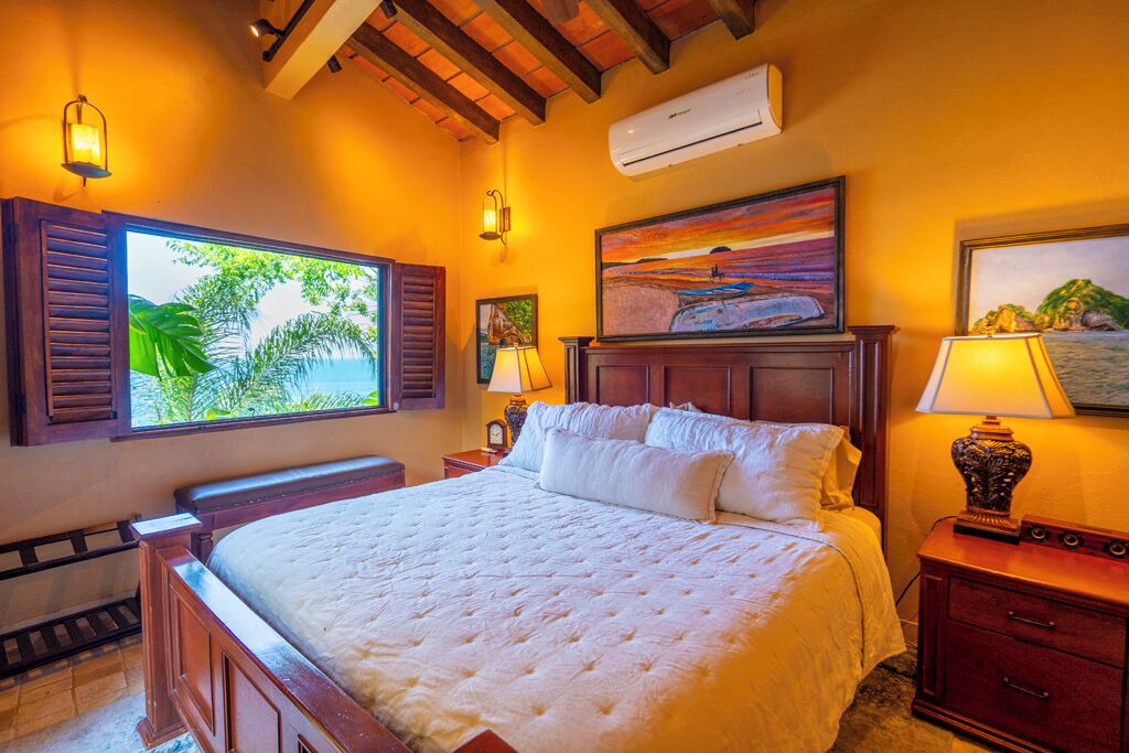 Photo of Bedroom in South Shore Hotel Area