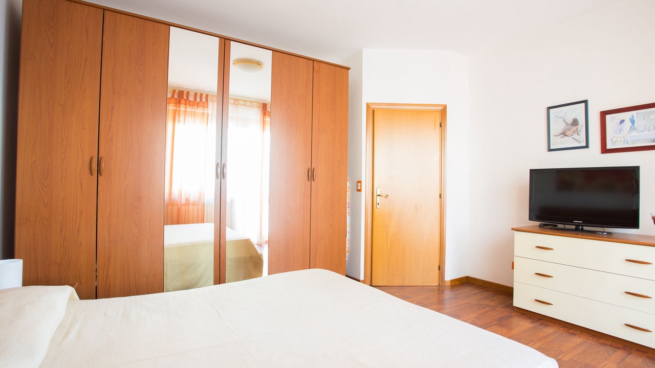 Photo of Bedroom in Alba