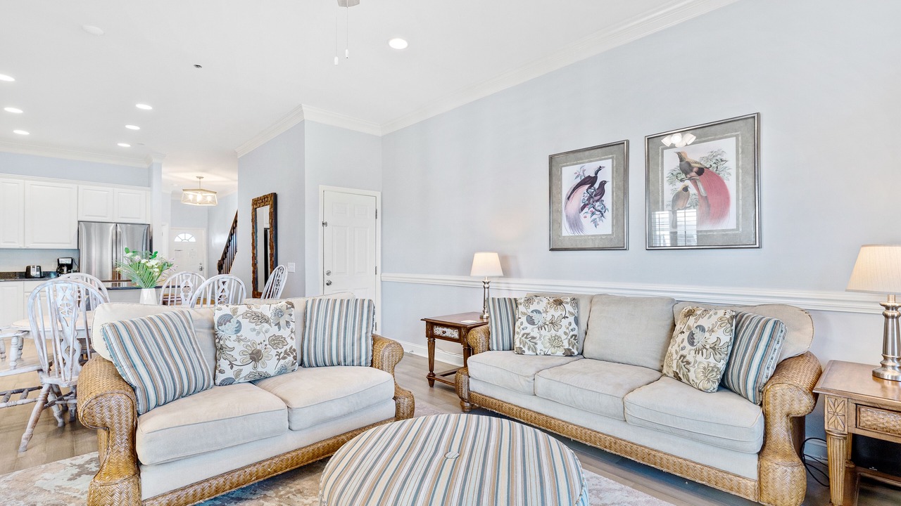Photo of Livingroom in Waters Edge