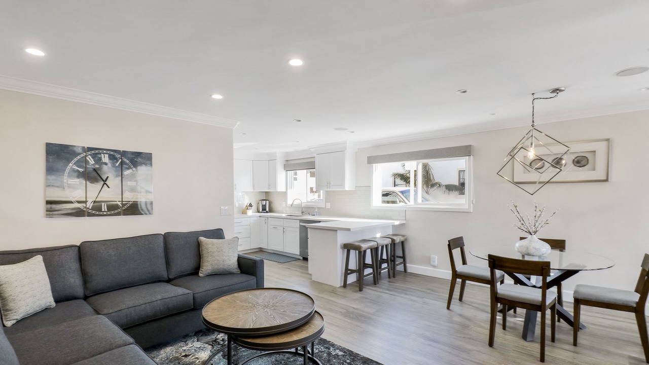 Photo of Livingroom in West Newport