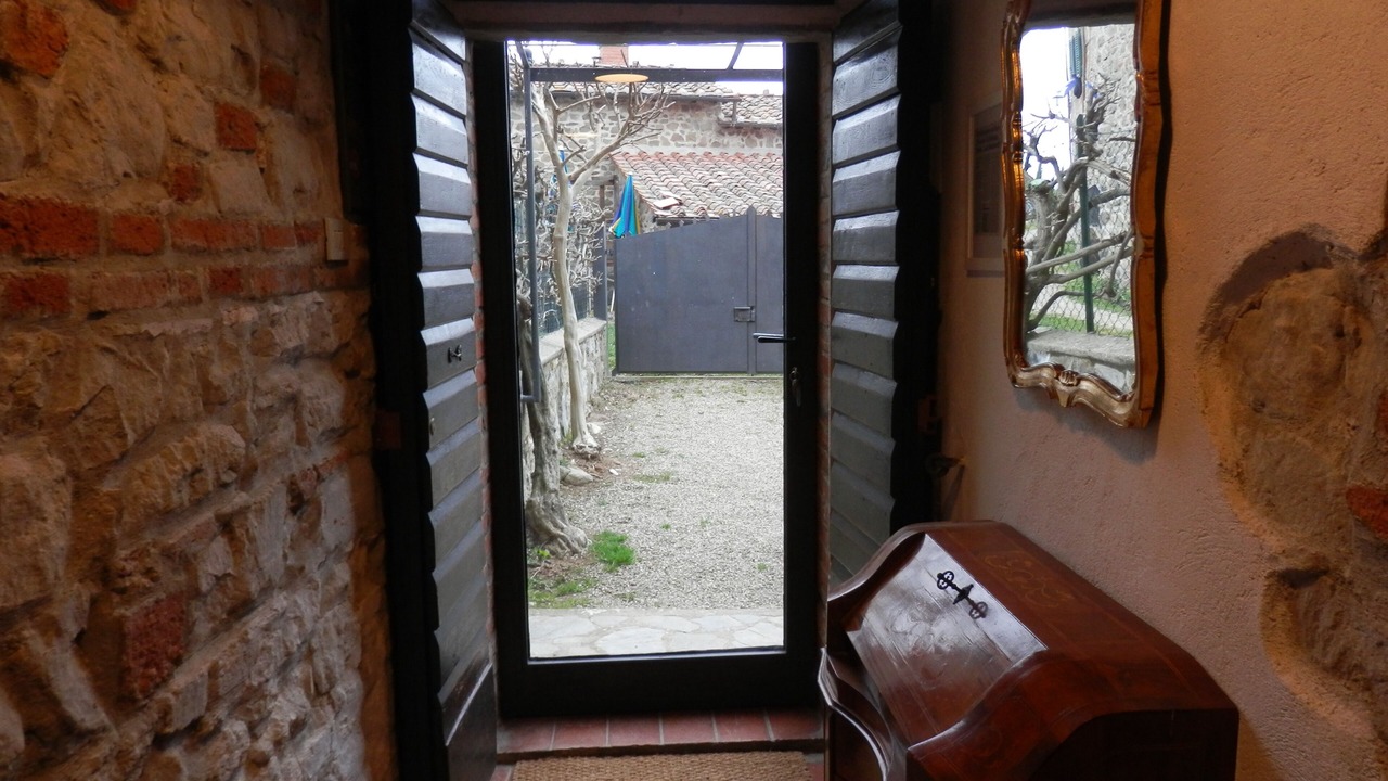 Photo of Others in Starda