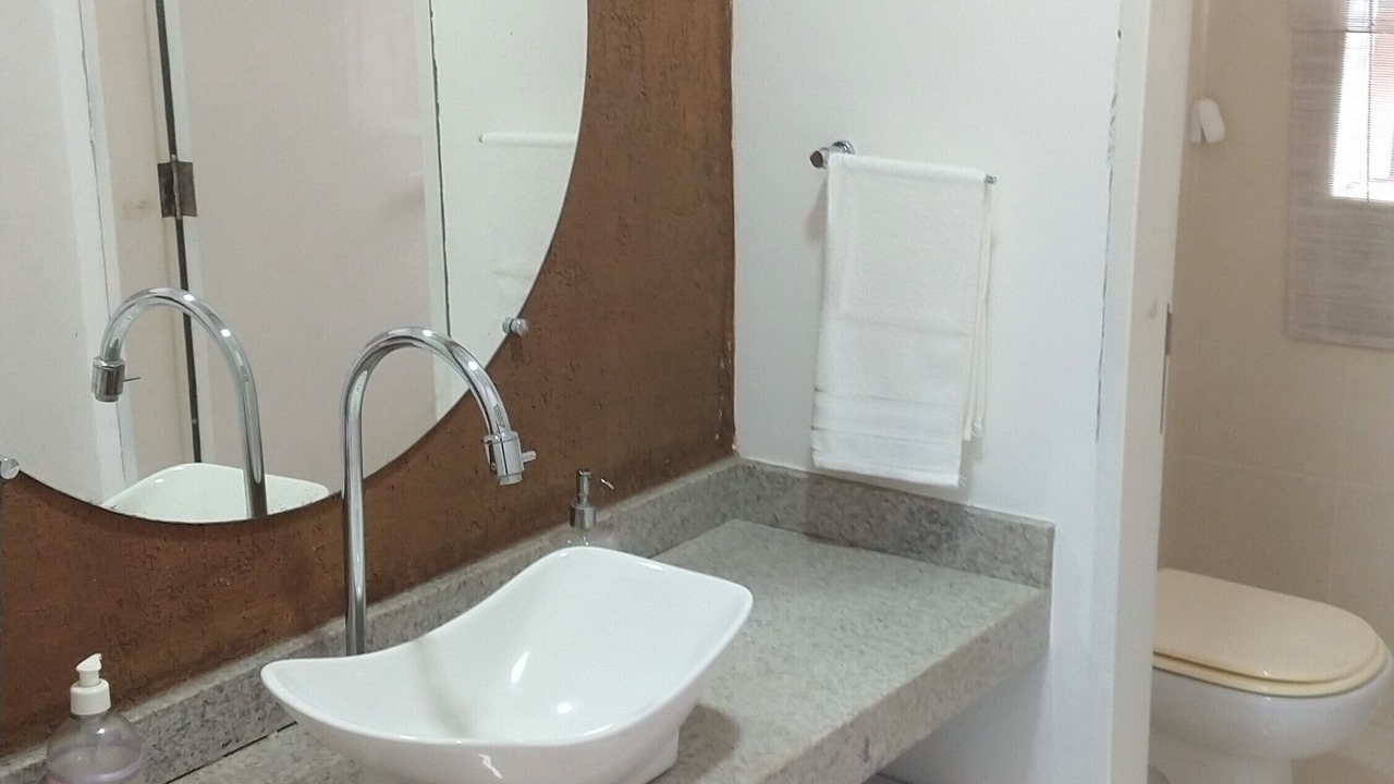 Photo of Bathroom in Portogalo