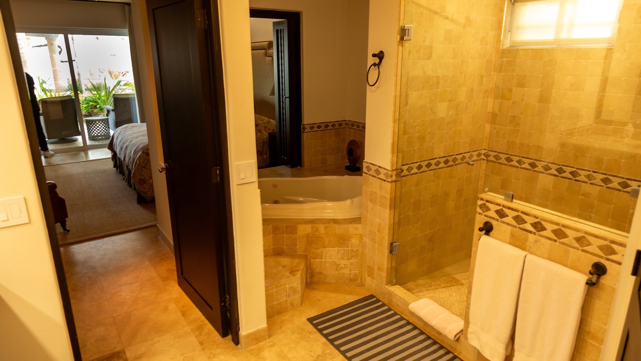 Photo of Bathroom in Zona Hotelera