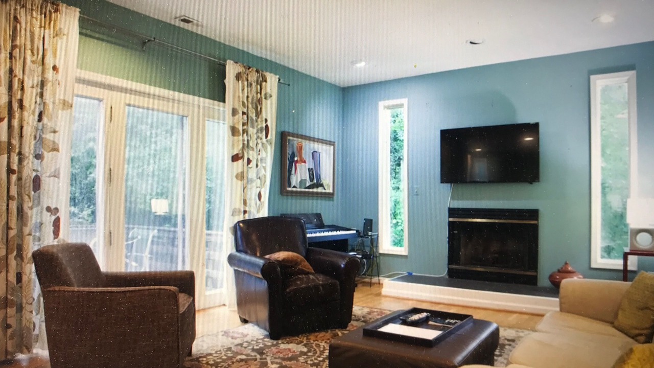 Photo of Livingroom in Takoma Park