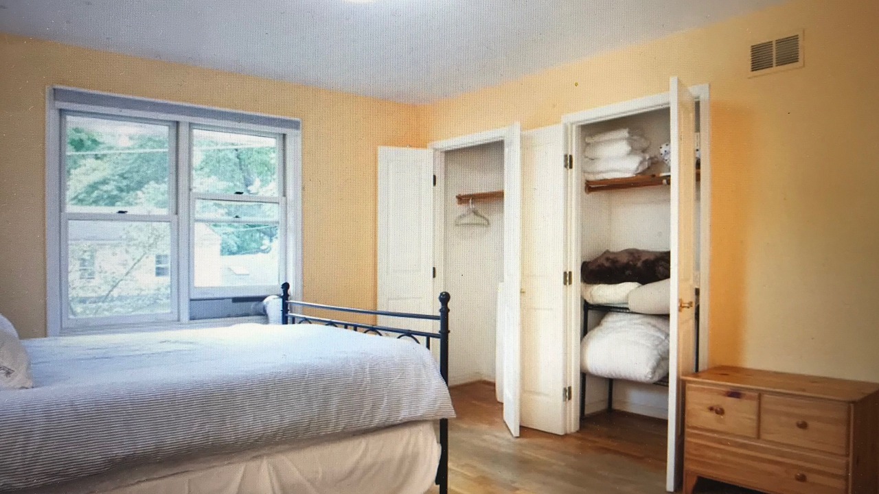 Photo of Bedroom in Takoma Park