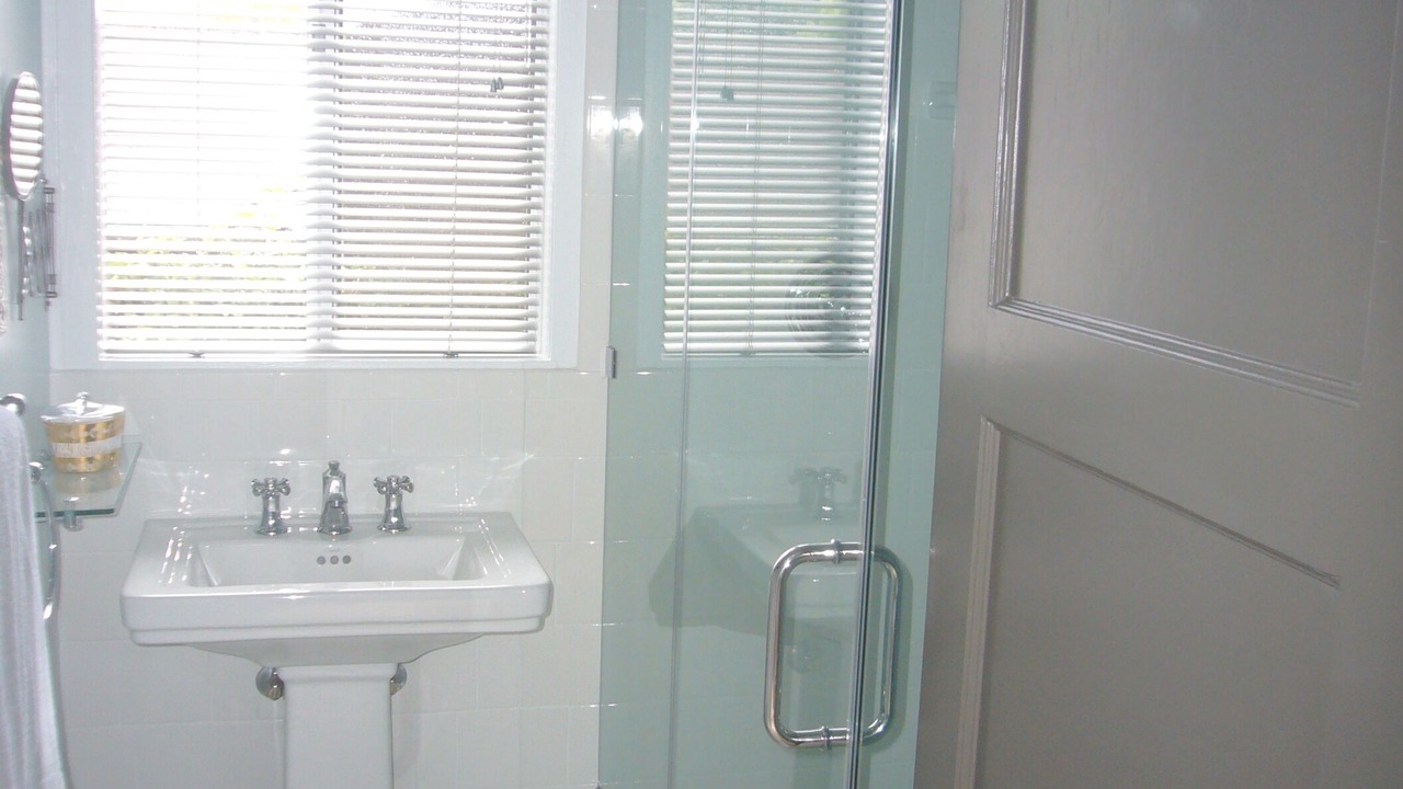 Photo of Bathroom in Laguna