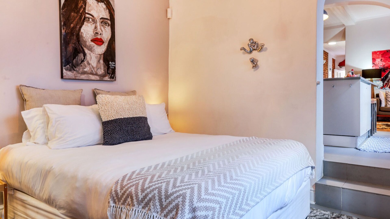 Photo of Bedroom in Cape Town City Centre