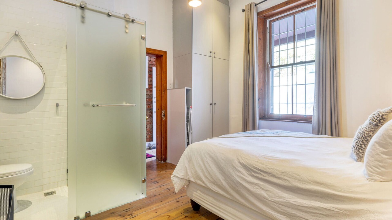 Photo of Bedroom in Cape Town City Centre