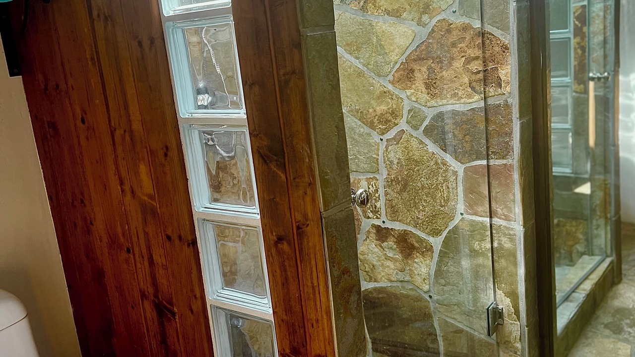Photo of Bathroom in Laguna Beach