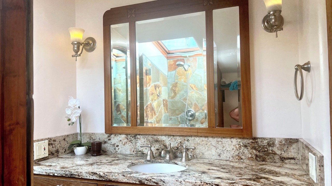 Photo of Bathroom in Laguna Beach