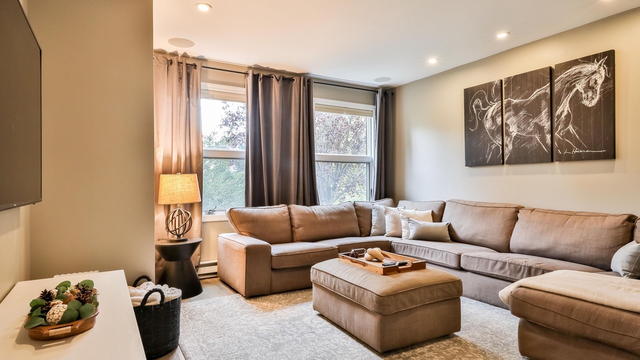 Photo of Livingroom in Tobyhanna