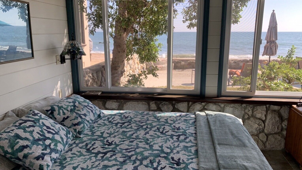 Photo of Bathroom in Faria Beach