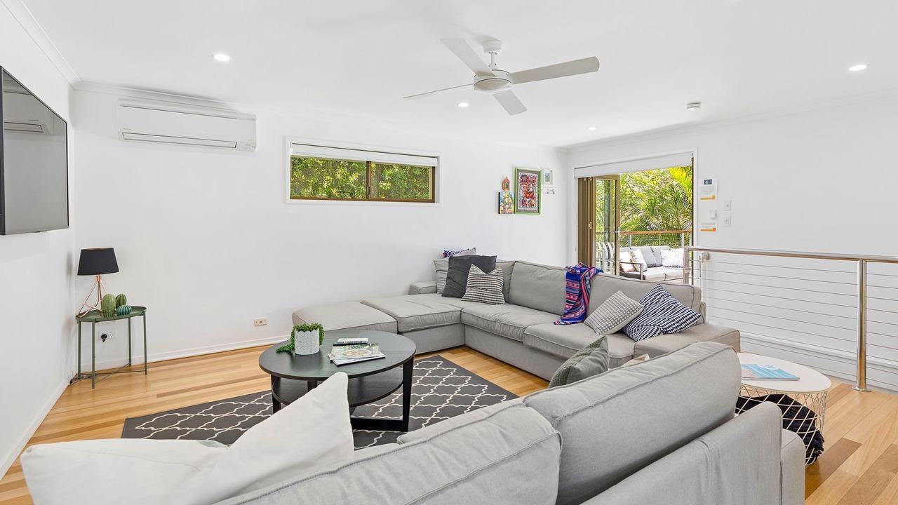 Photo of Livingroom in Sunshine Beach