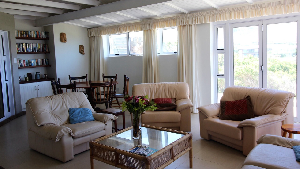Photo of Livingroom in Betty's Bay