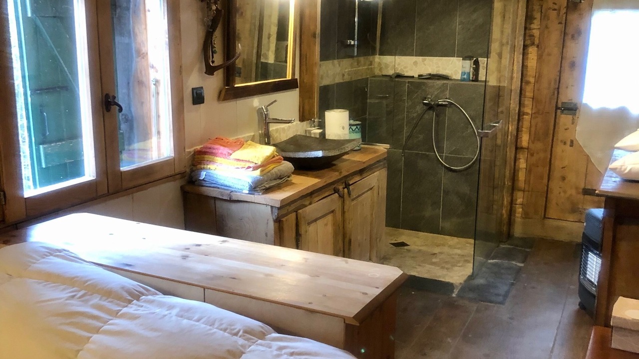 Photo of Bathroom in Saint-Nicolas-la-Chapelle