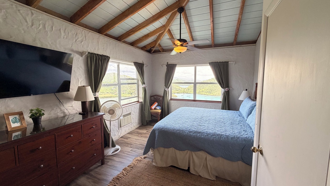 Photo of Bedroom in Estate Carolina