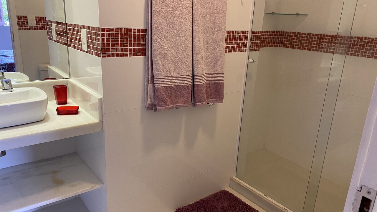 Photo of Bathroom in Portogalo