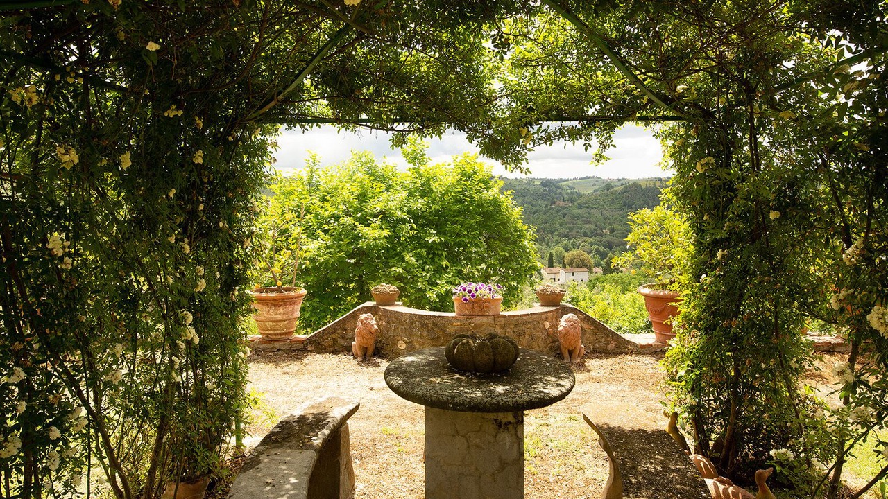 Photo of Patio Balcony in Romola