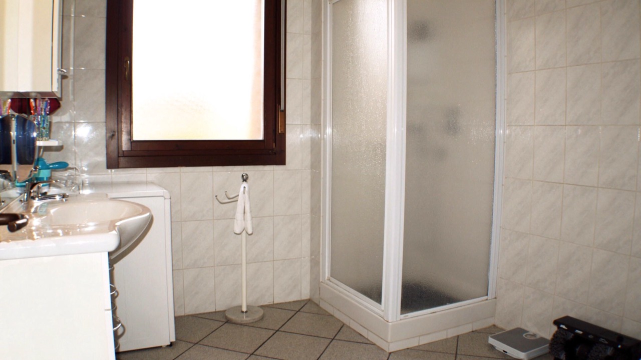 Photo of Bathroom in Navile