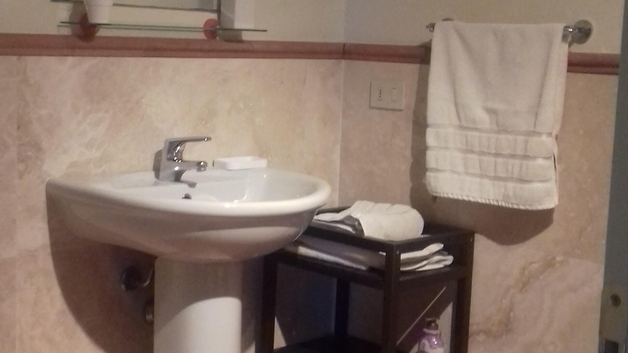 Photo of Bathroom in Lari