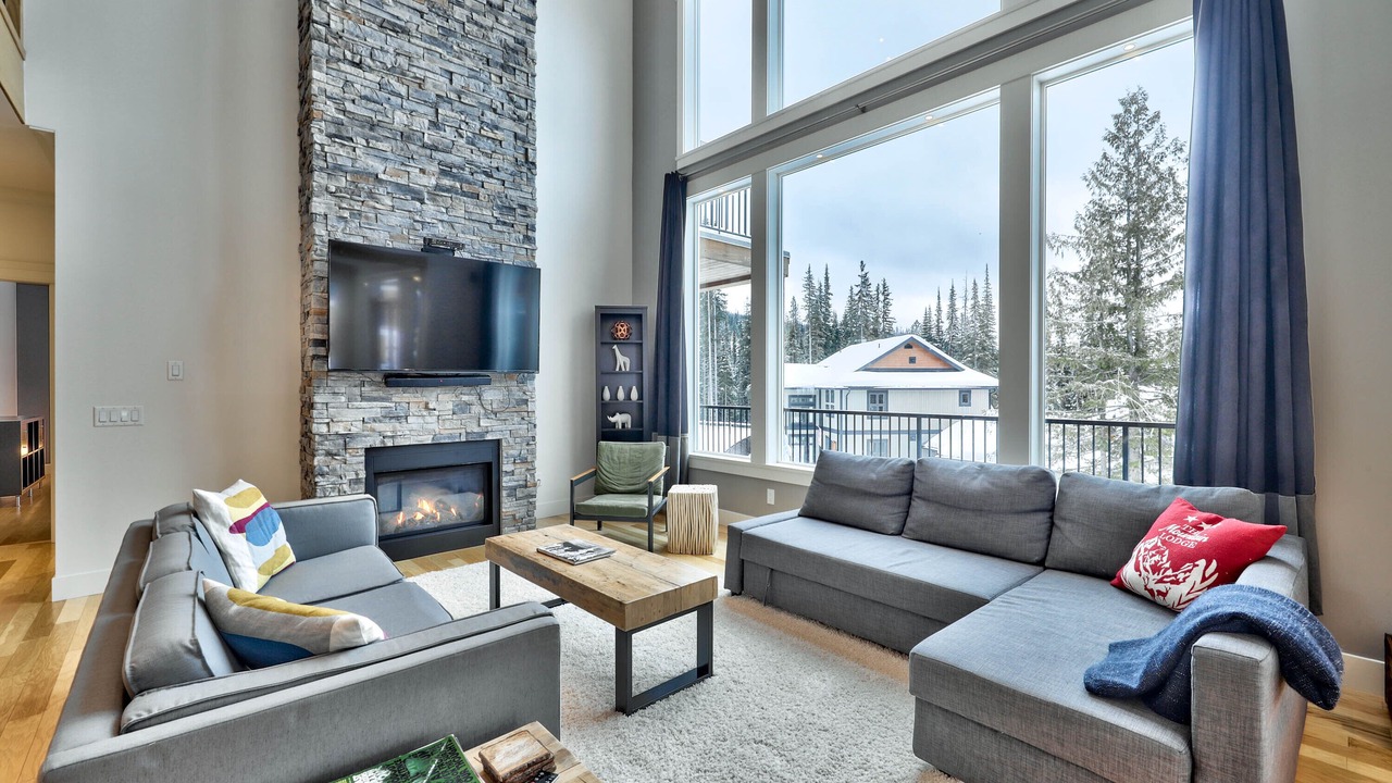 Photo of Livingroom in Sun Peaks
