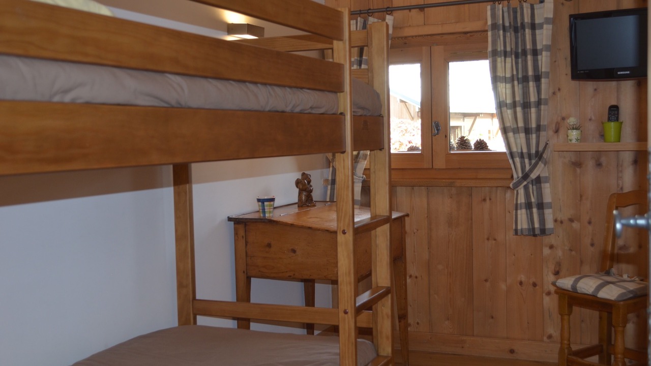 Photo of Bedroom in Demi-Quartier