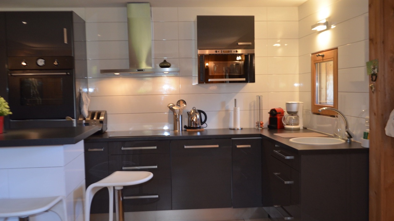 Photo of Kitchen in Demi-Quartier