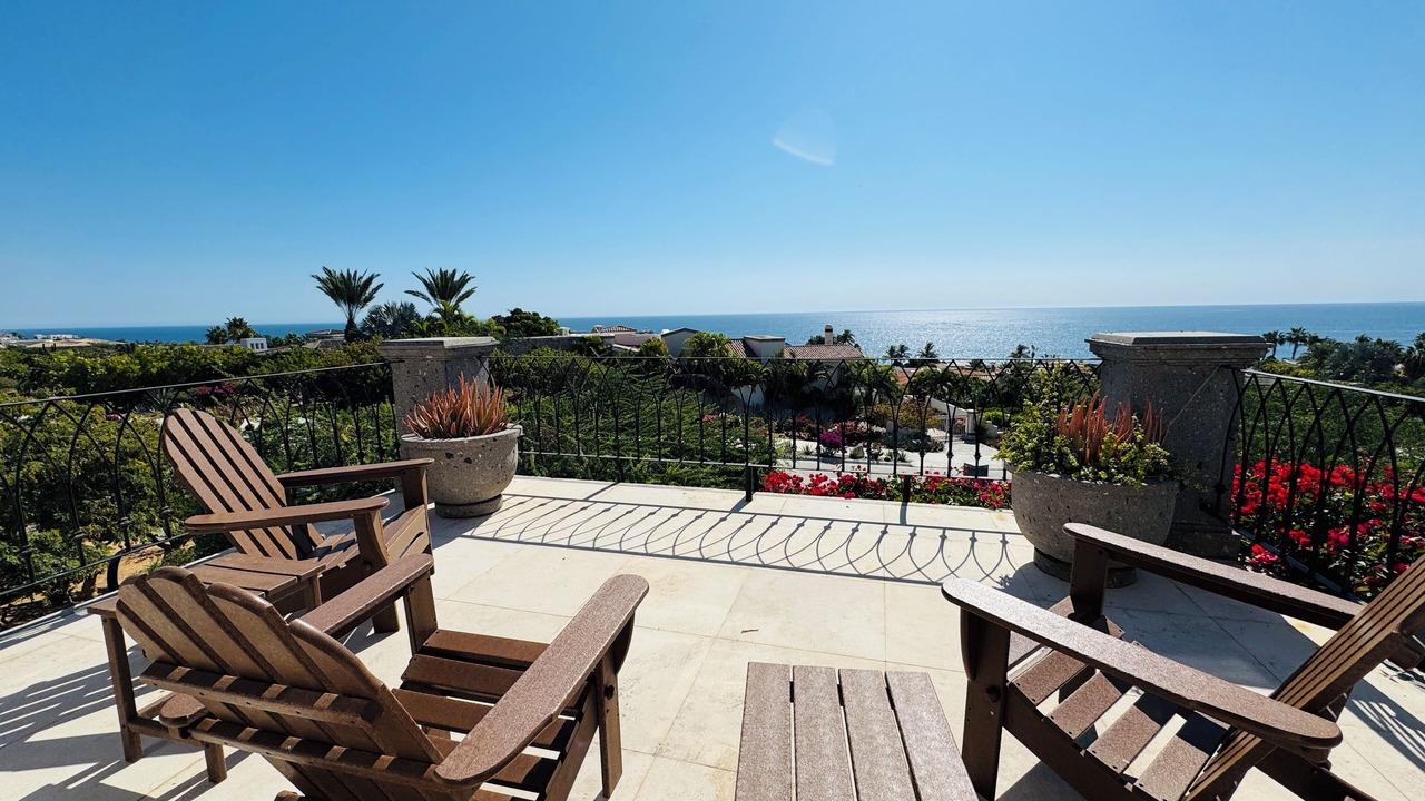 Photo of Patio Balcony in Buzzards