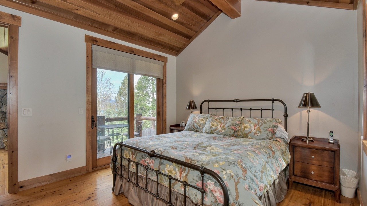Photo of Bedroom in Tahoma