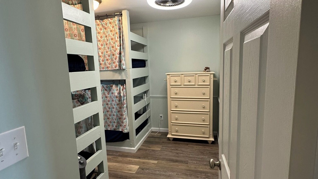 Photo of Bedroom in Holden Beach