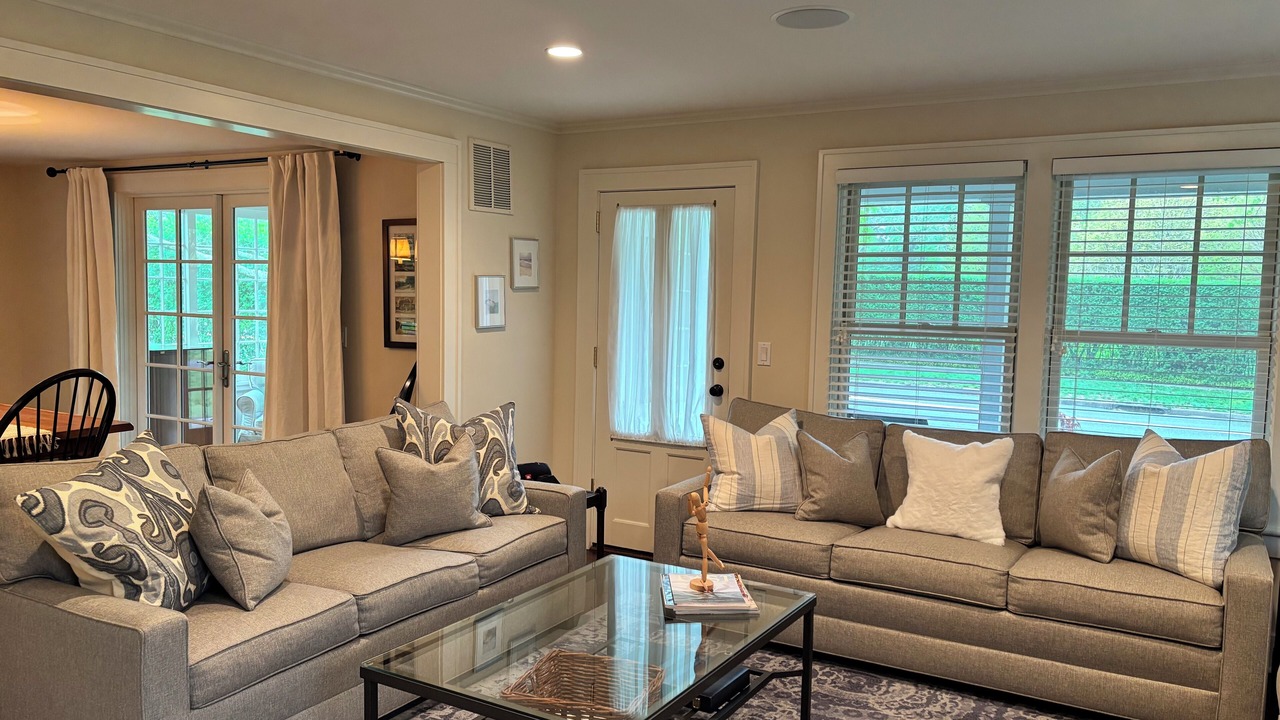 Photo of Livingroom in Village of East Hampton