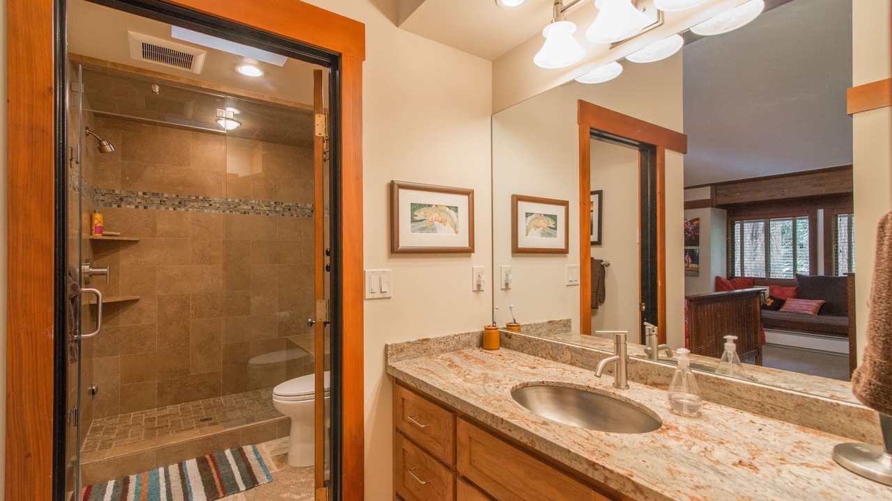 Photo of Bathroom in Tahoe Tavern