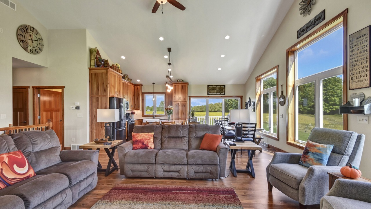 Photo of Livingroom in Sturgeon Bay