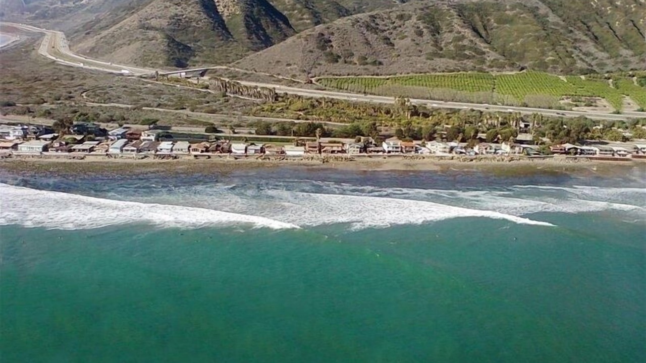 Photo of Others in Faria Beach