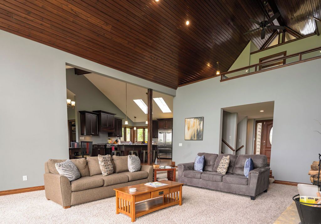 Photo of Livingroom in The Galena Territory