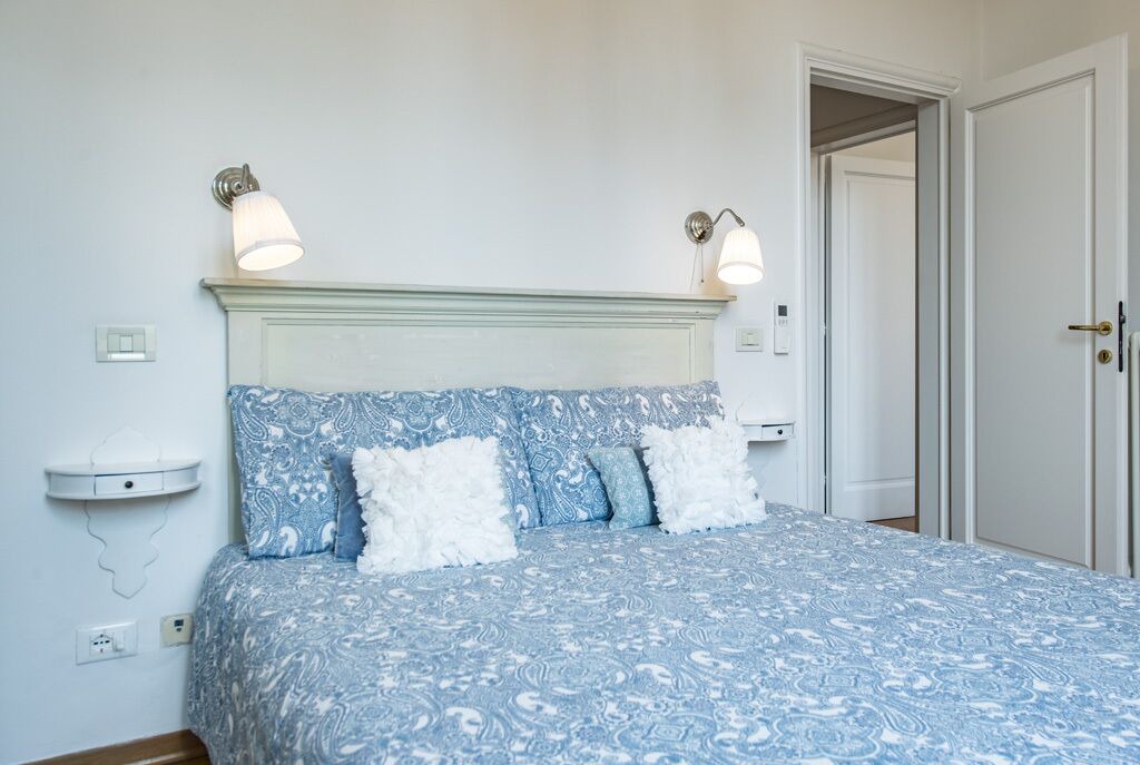 Photo of Bedroom in Lungarno del Tempio