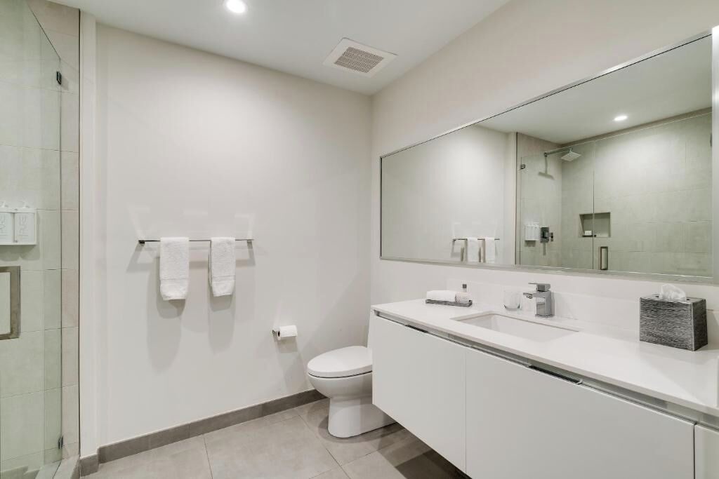 Photo of Bathroom in Hollywood