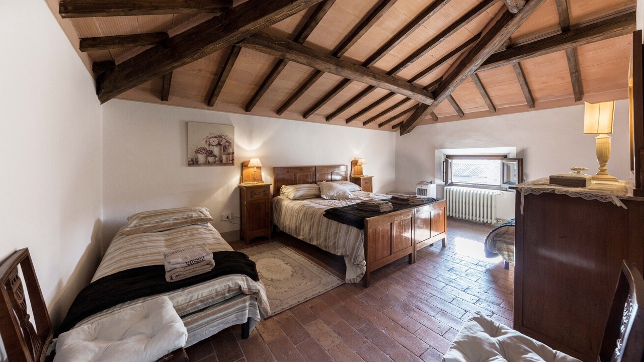 Photo of Bedroom in Lari