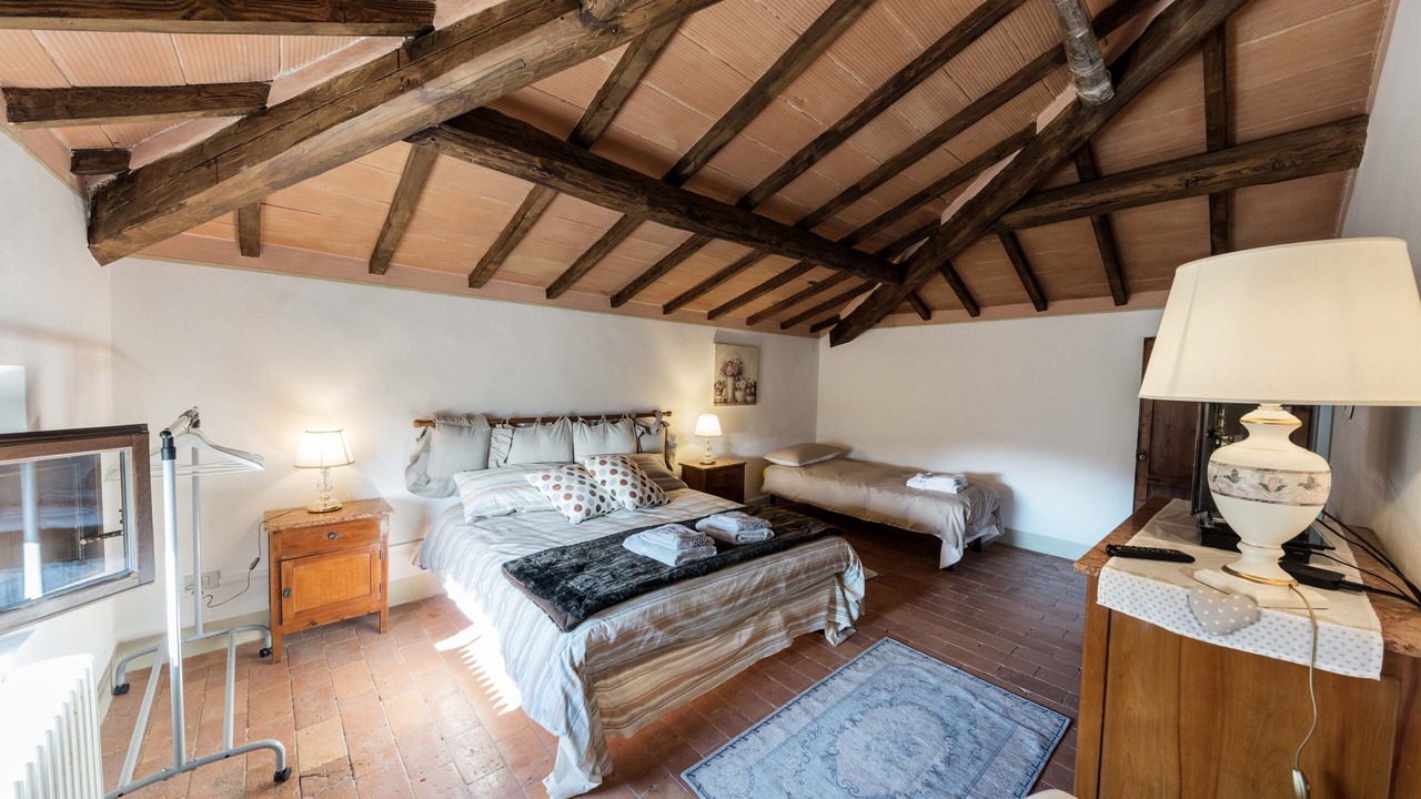 Photo of Bedroom in Lari