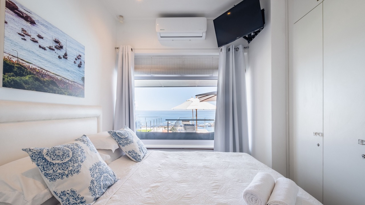 Photo of Bedroom in Camps Bay