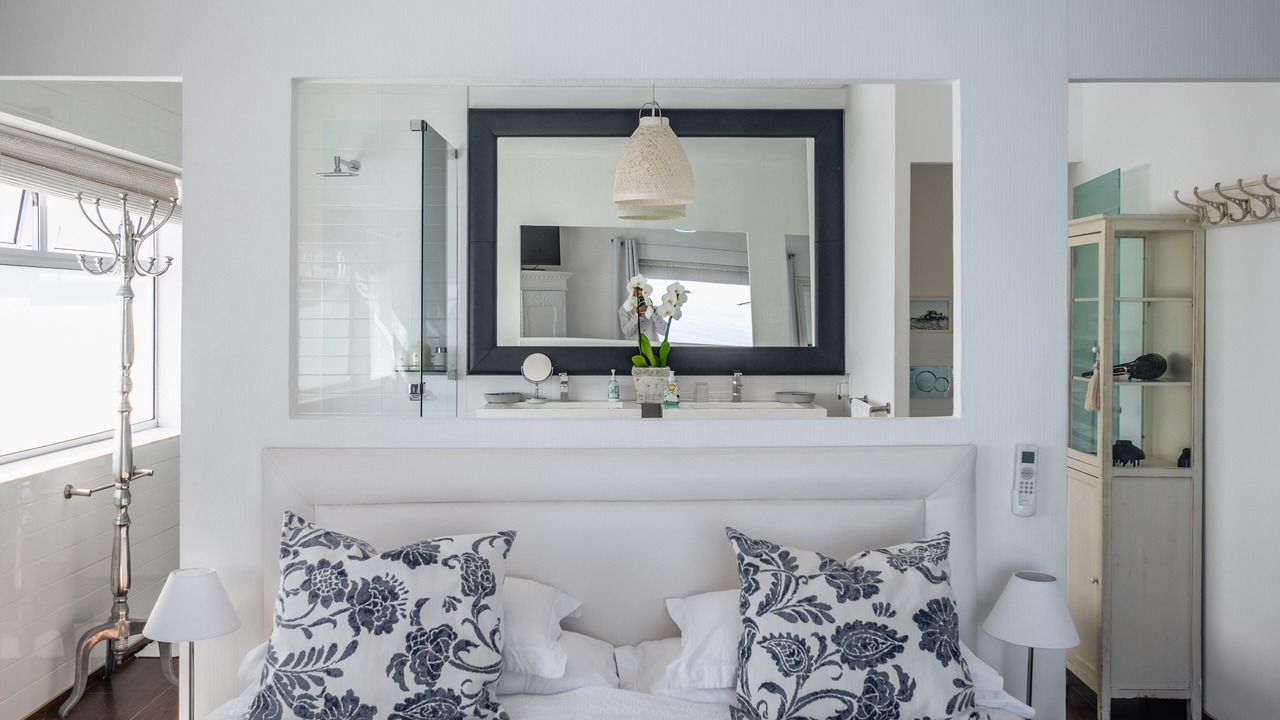 Photo of Bedroom in Camps Bay