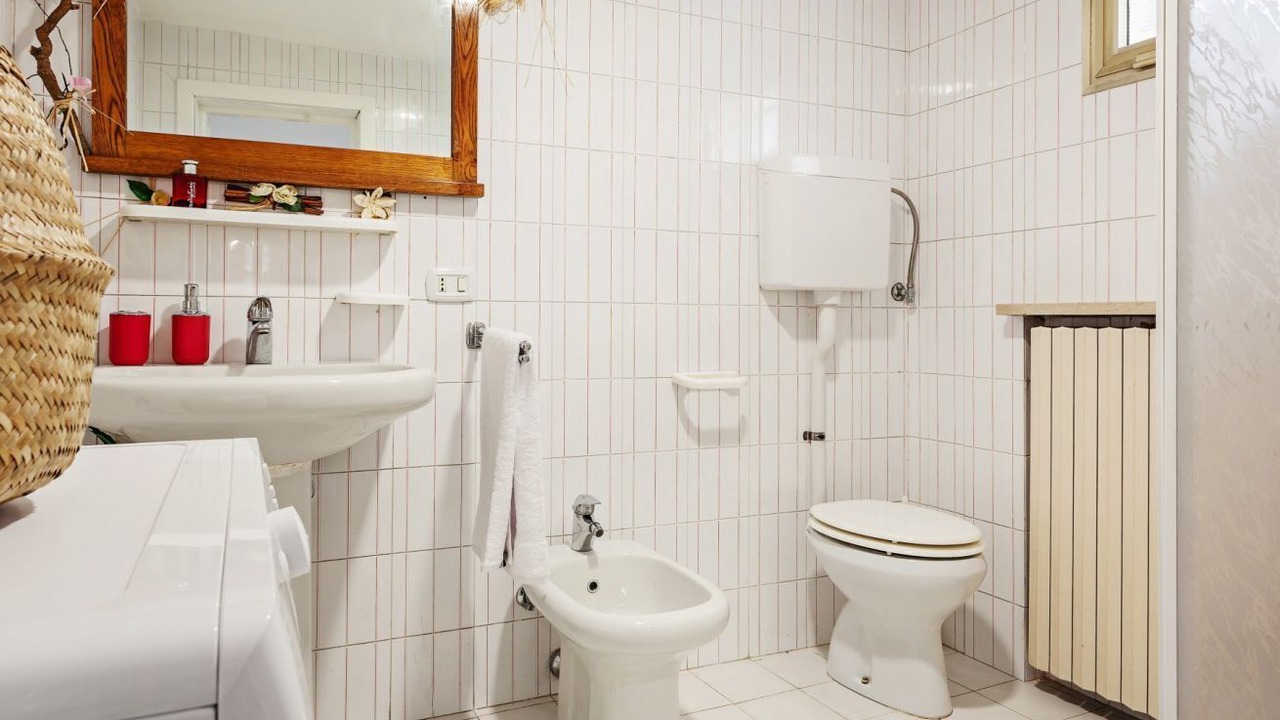 Photo of Bathroom in Ferrara Historic Centre