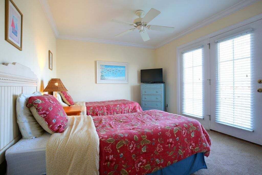 Photo of Others in Holden Beach