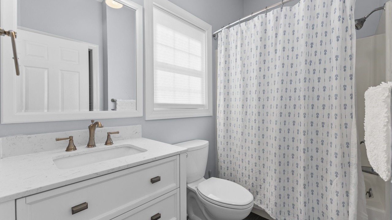 Photo of Bathroom in Cherry Grove Beach