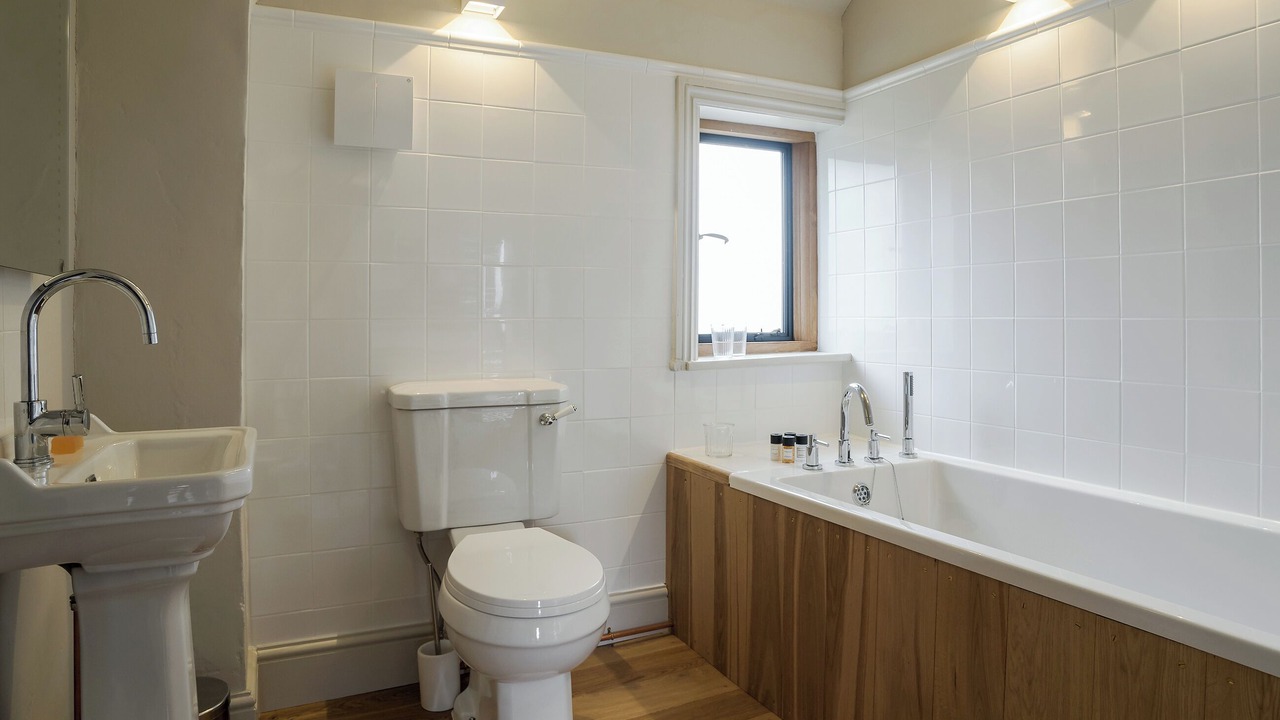 Photo of Bathroom in Moreton-in-Marsh