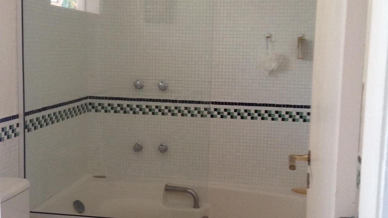 Photo of Bathroom in Marinas