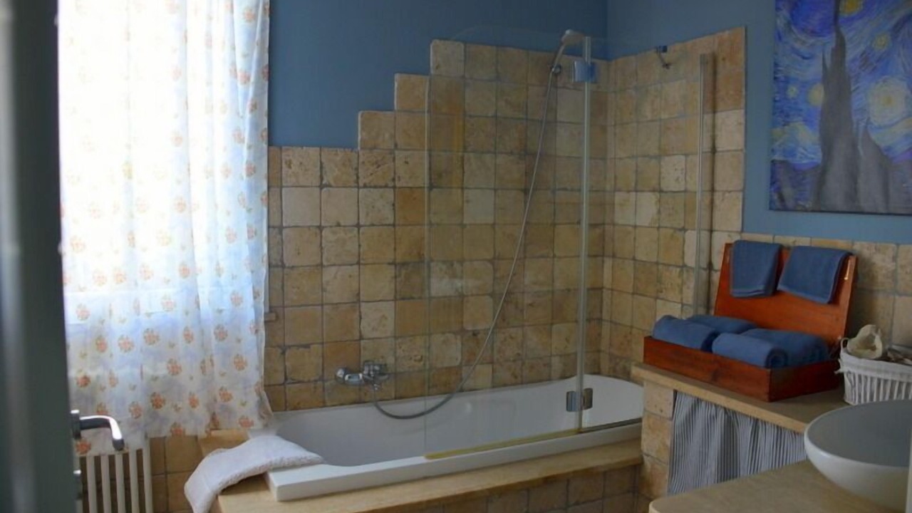 Photo of Bathroom in Morrona