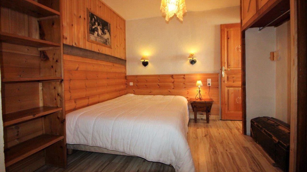 Photo of Bedroom in Les Almes