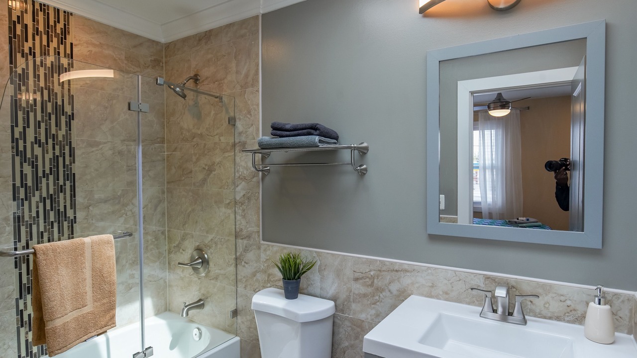 Photo of Bathroom in Benning